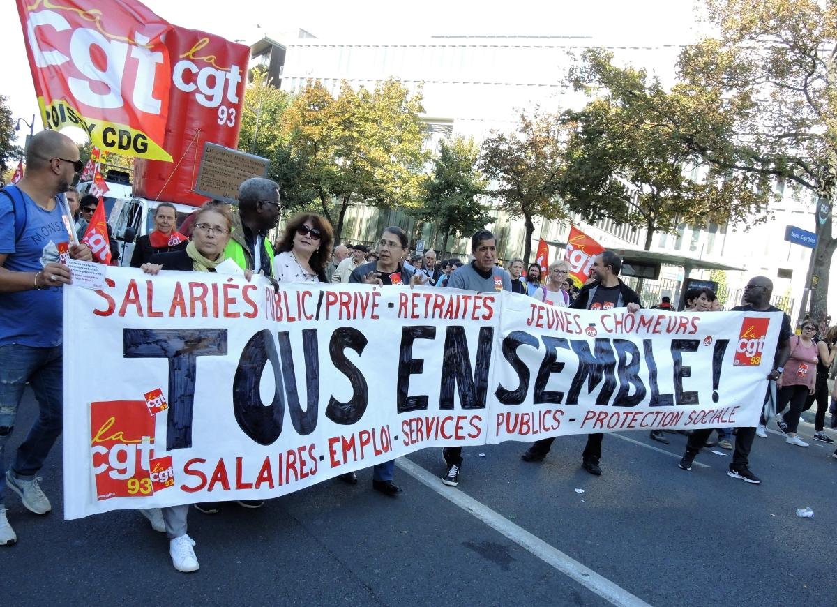 Tous ensemble Banderole Cgt manifestation interprofessionnelle 9 Octobre 2018 Paris