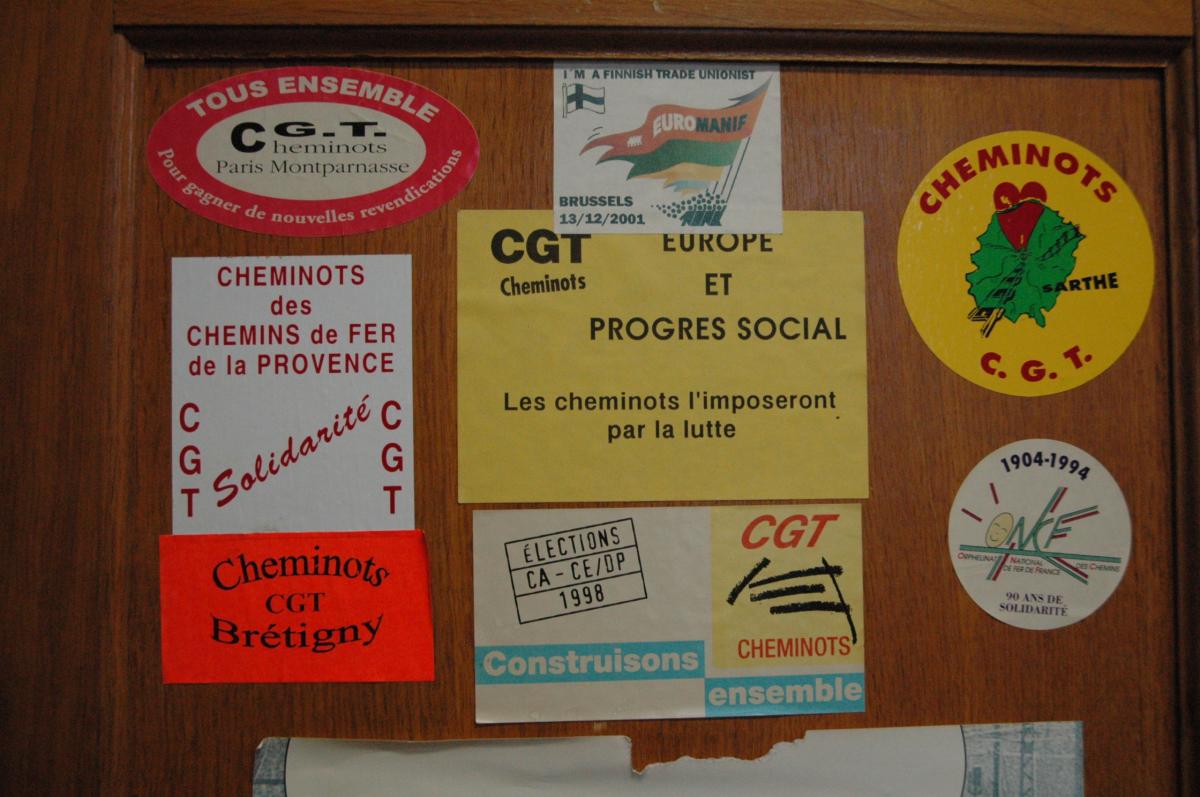 Sncf panneau syndical gare de Brétigny Essonne 91