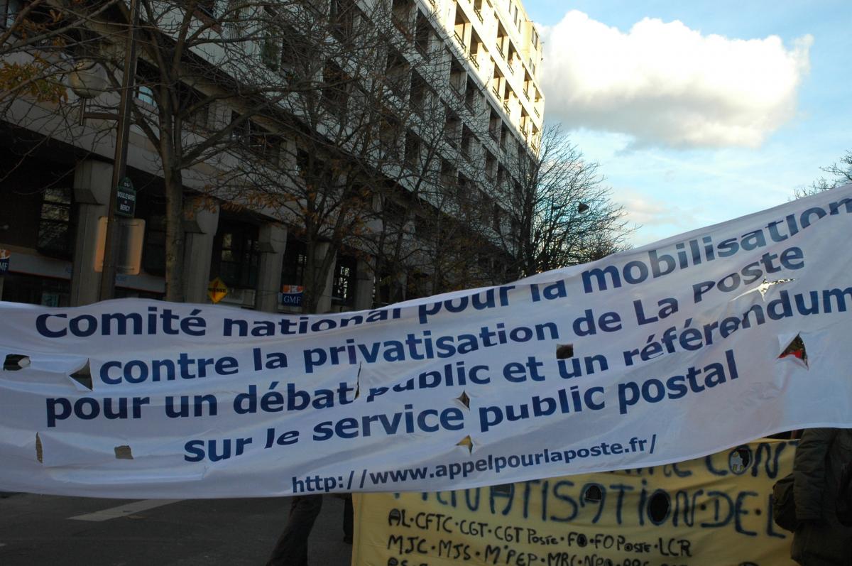 Manifestation contre le projet de privatisation de la Poste 22Nov08 en direction de Bercy