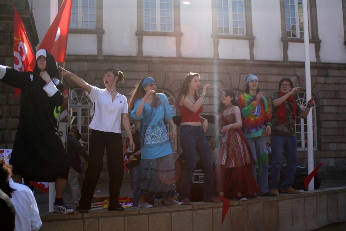 Fin de la manifestation.