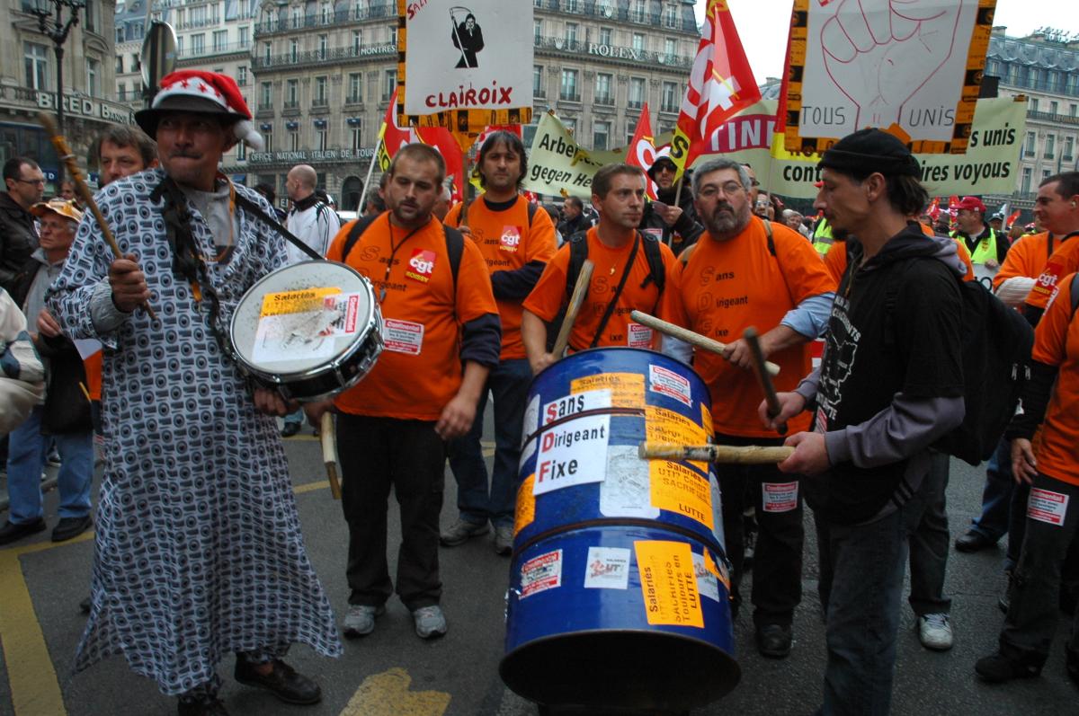 tambours de salariés Métallurgistes.