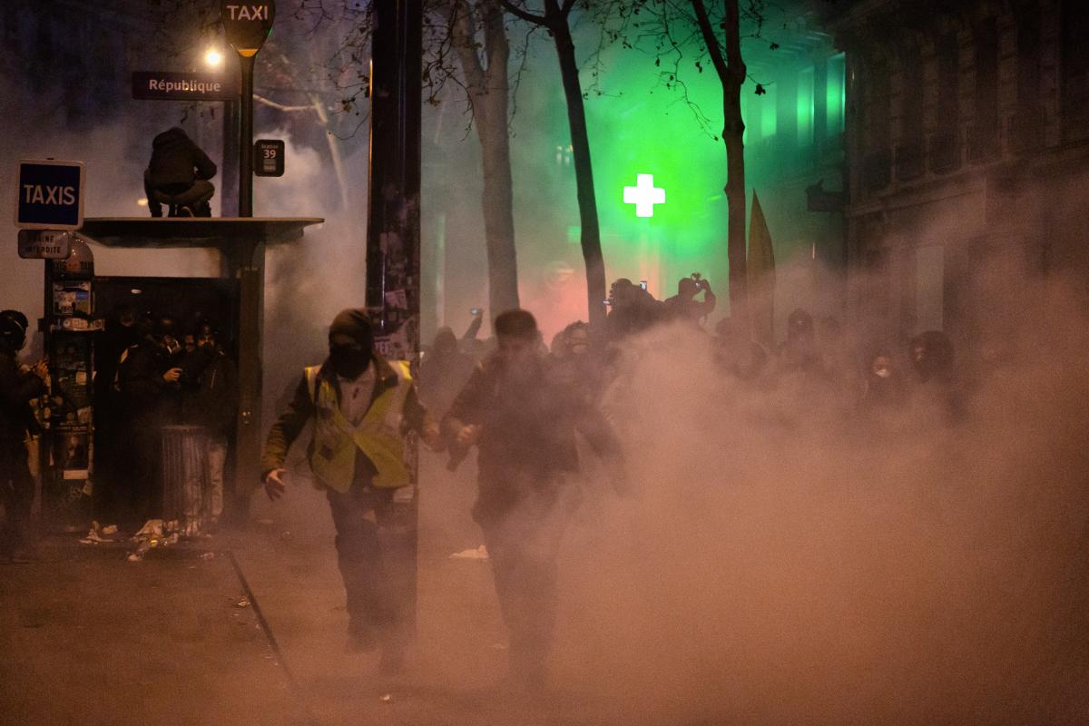FRANCE - POLITICS - SOCIAL - DEMO - LOCAL DEMONSTRATION AGAINS PENSION REFORM AND ACT 61 OF YELLOW VEST IN PARIS