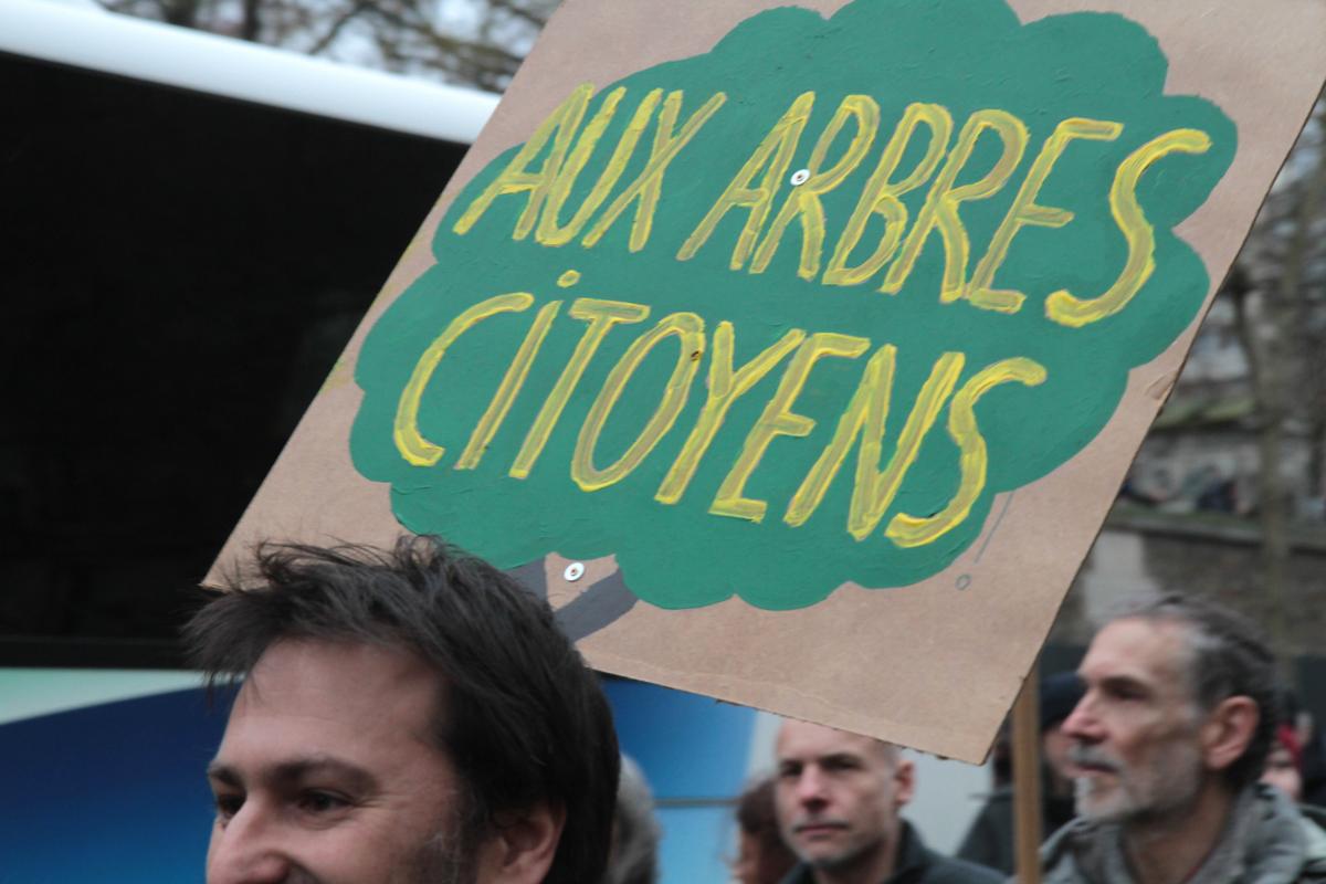 Pancarte Aux arbres citoyens