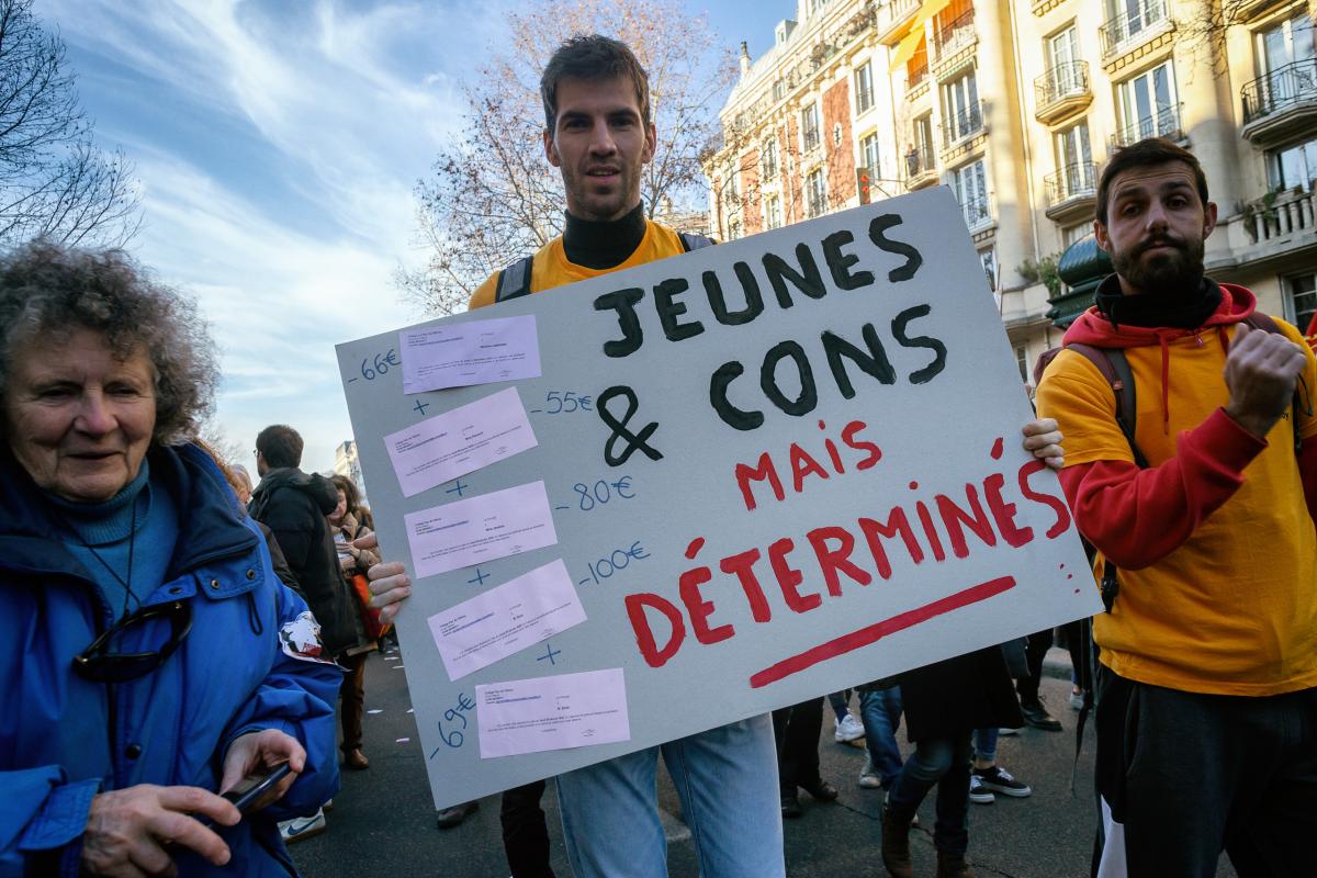 FRANCE - POLITICS - SOCIAL - DEMO - 5TH NATIONAL STRIKE AGAINST PENSION REFORM