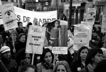 Osez le féminisme. Manifestation contre les violences faites aux femmes, dimanche 25 novembre, Paris