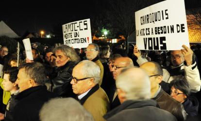 Manifestation citoyenne de tous les soutiens de la MJC-cs Chilly Mazarin