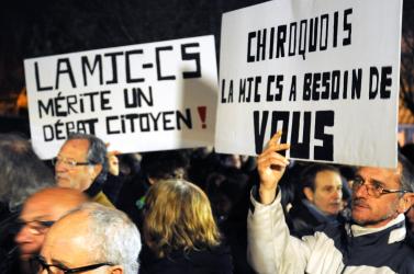 Manifestation citoyenne de tous les soutiens de la MJC-cs Chilly Mazarin