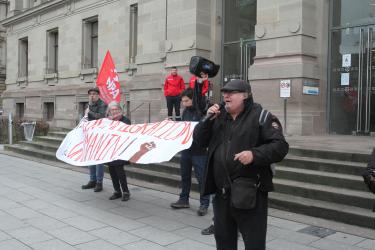 Manifestation contre la loi Darmanin et prise de parole de soutien pour dénoncer la répression en Iran