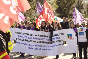 FRANCE - TOULOUSE - MANIFESTATION DU 8 MARS - CORTEGE SYNDICAL PAR GRAND VENT