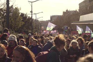 FRANCE - TOULOUSE - MANIFESTATION DU 8 MARS - CORTEGE SUR LES ALLEES JULES GUESDE