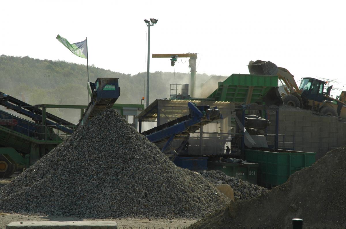 Ecologie usine de recyclage de matériaux