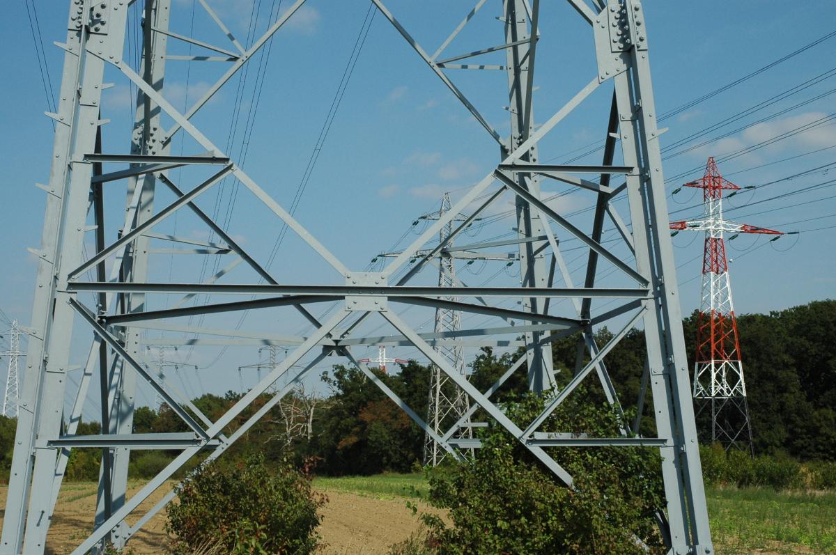 Base de poteau d'énergie électrique ERDF ( Electricité réseau de distribution France).