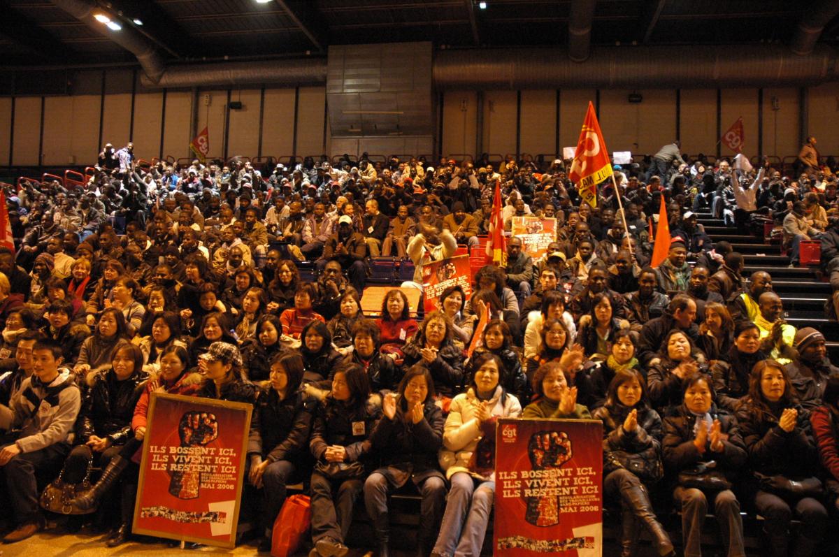 Femmes et Hommes Sans Papiers CHINOIS Halle Carpentier Paris 75013