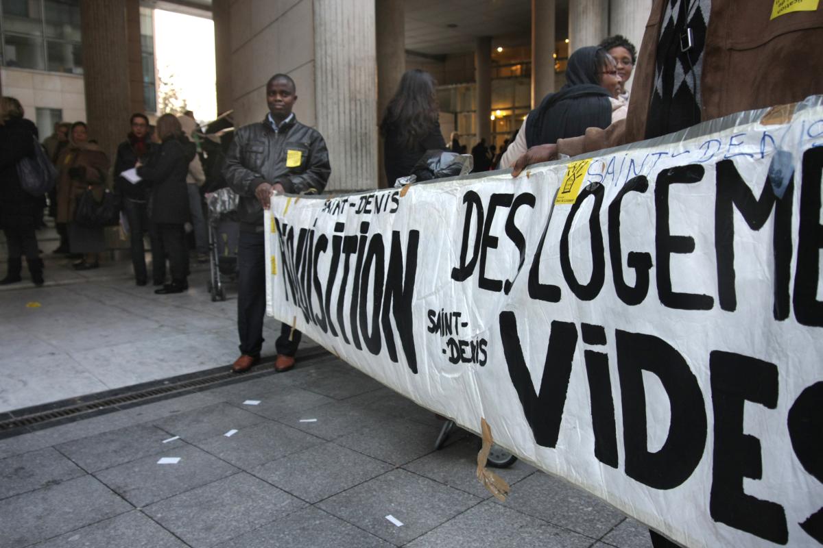 banderole réquisition des logements vides
