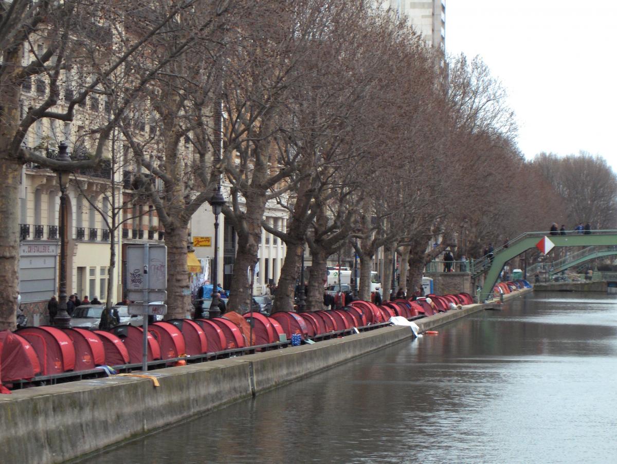 Les enfants de Don Quichotte, canal Saint-Martin