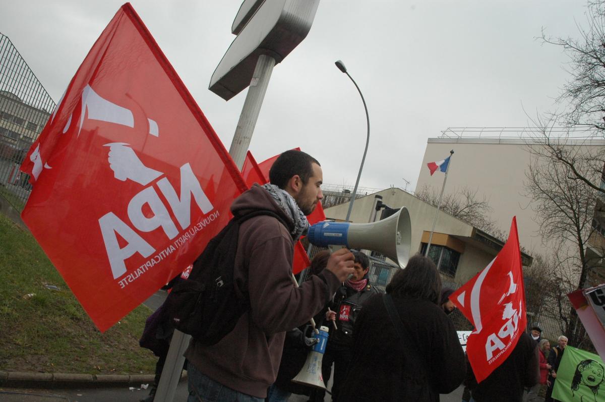 Drapeau Npa à la maison d'Arrêt et Hôpital Pénitentiaire de FRESNES.