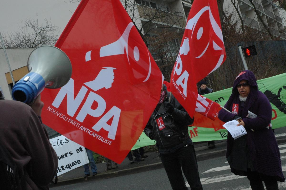 Drapeau Npa à la maison d'Arrêt et Hôpital Pénitentiaire de FRESNES.