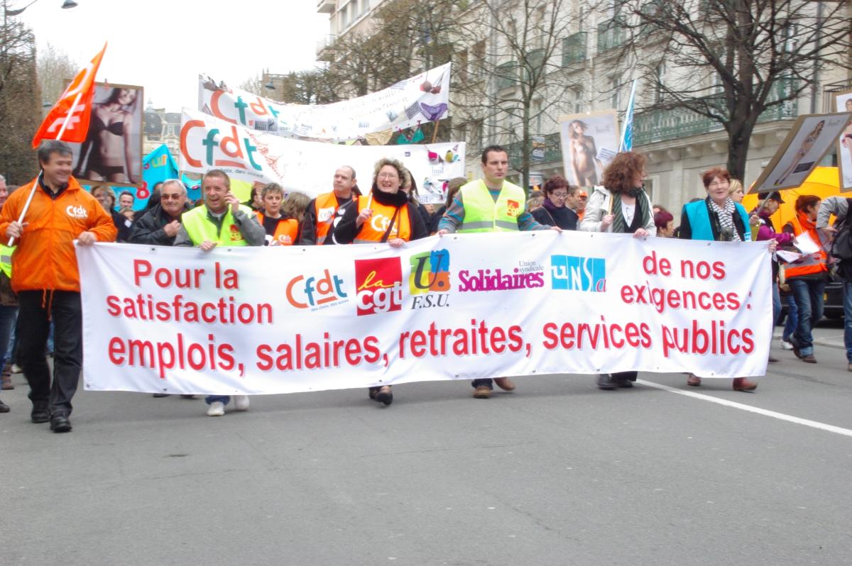 banderole de tete de la manifestation