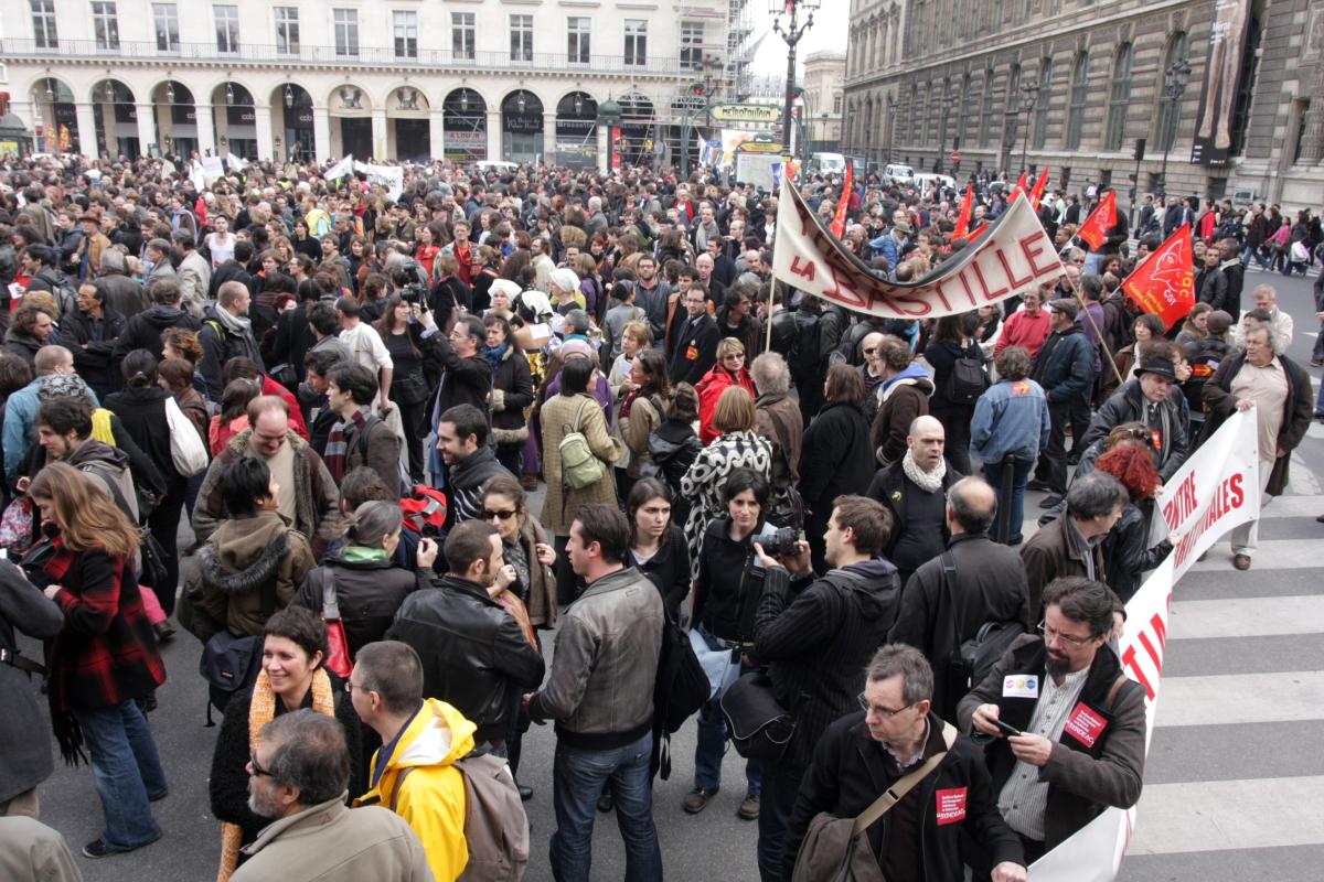 rassemblement place du Palais Royal