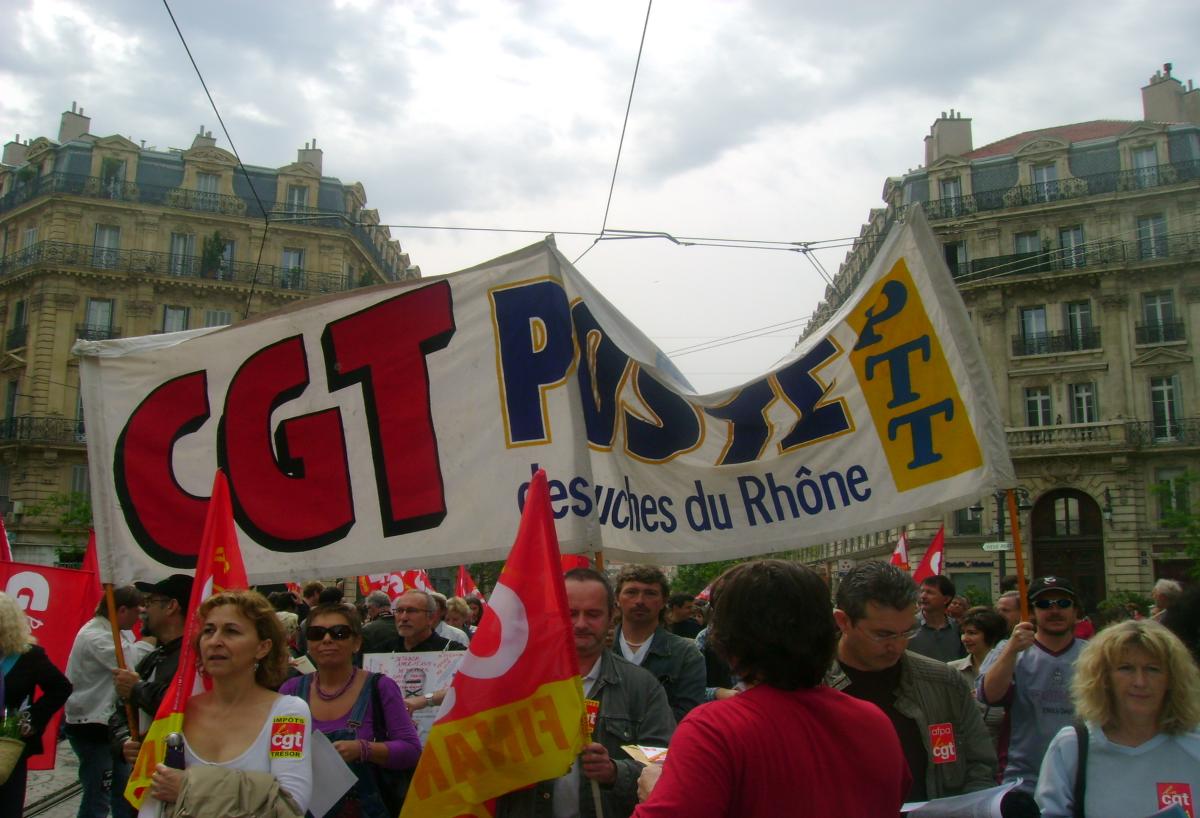 BANDEROLE : CGT / POSTE des bouches du Rhône