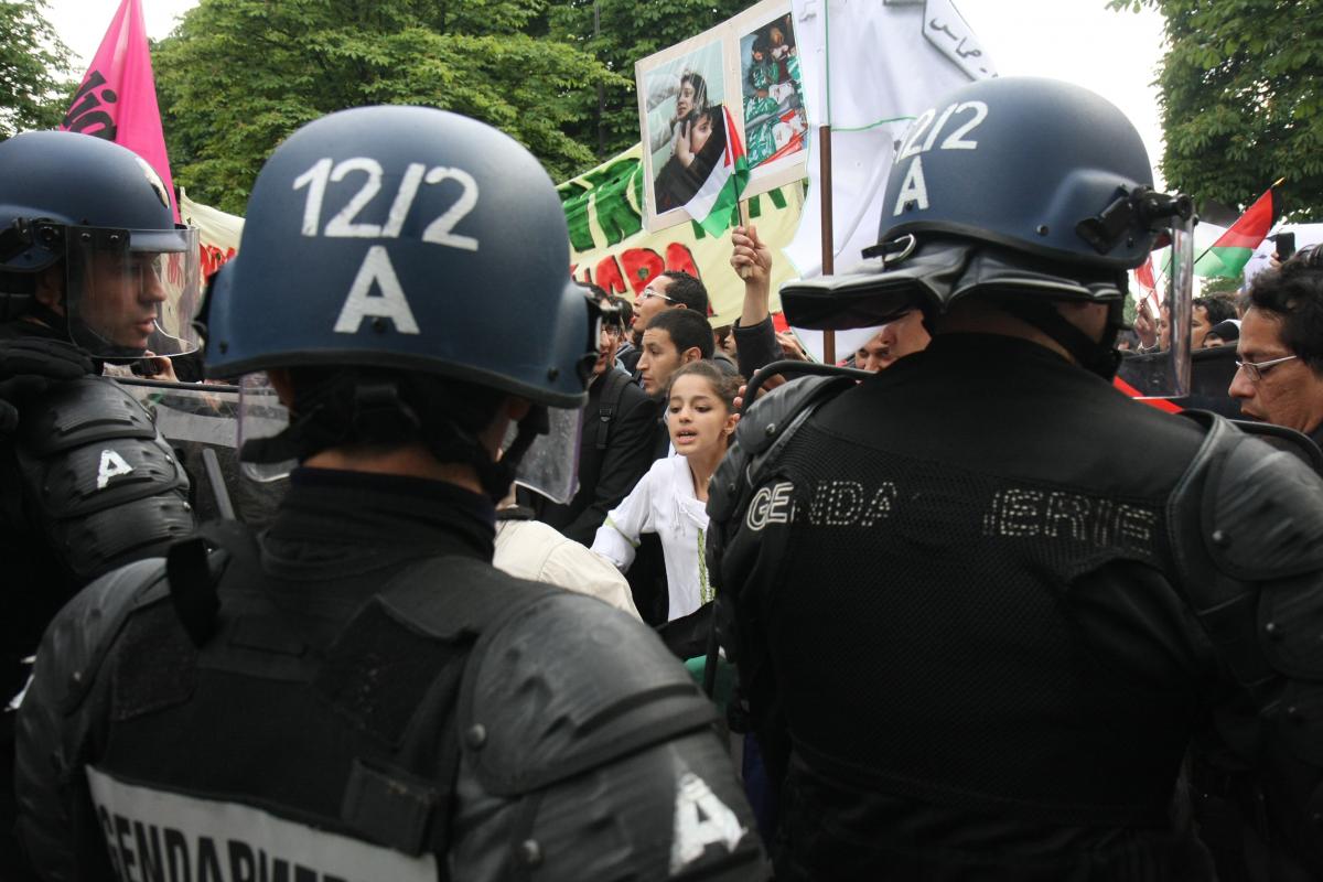 face à face avec la gendarmerie