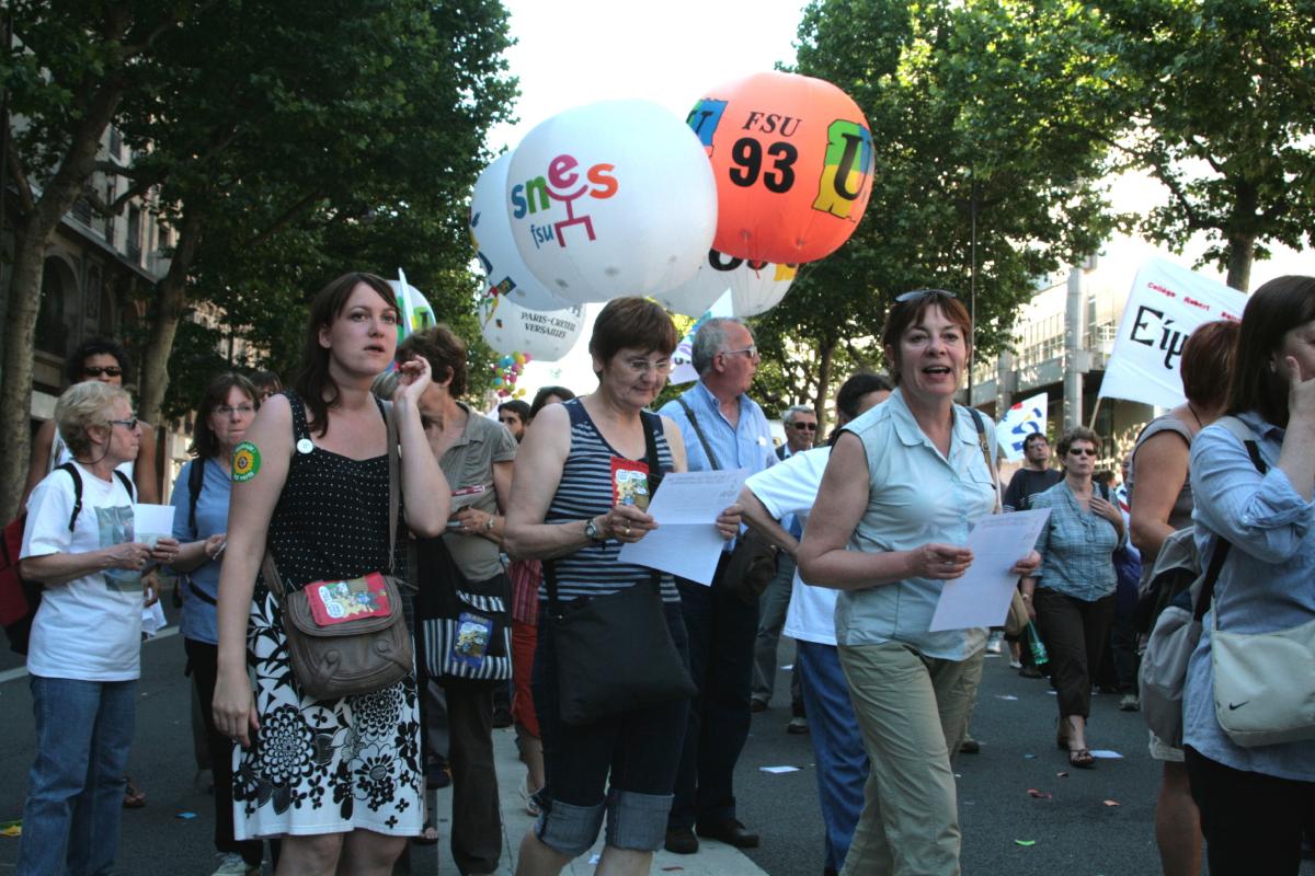 Enseignants dans la manifestation