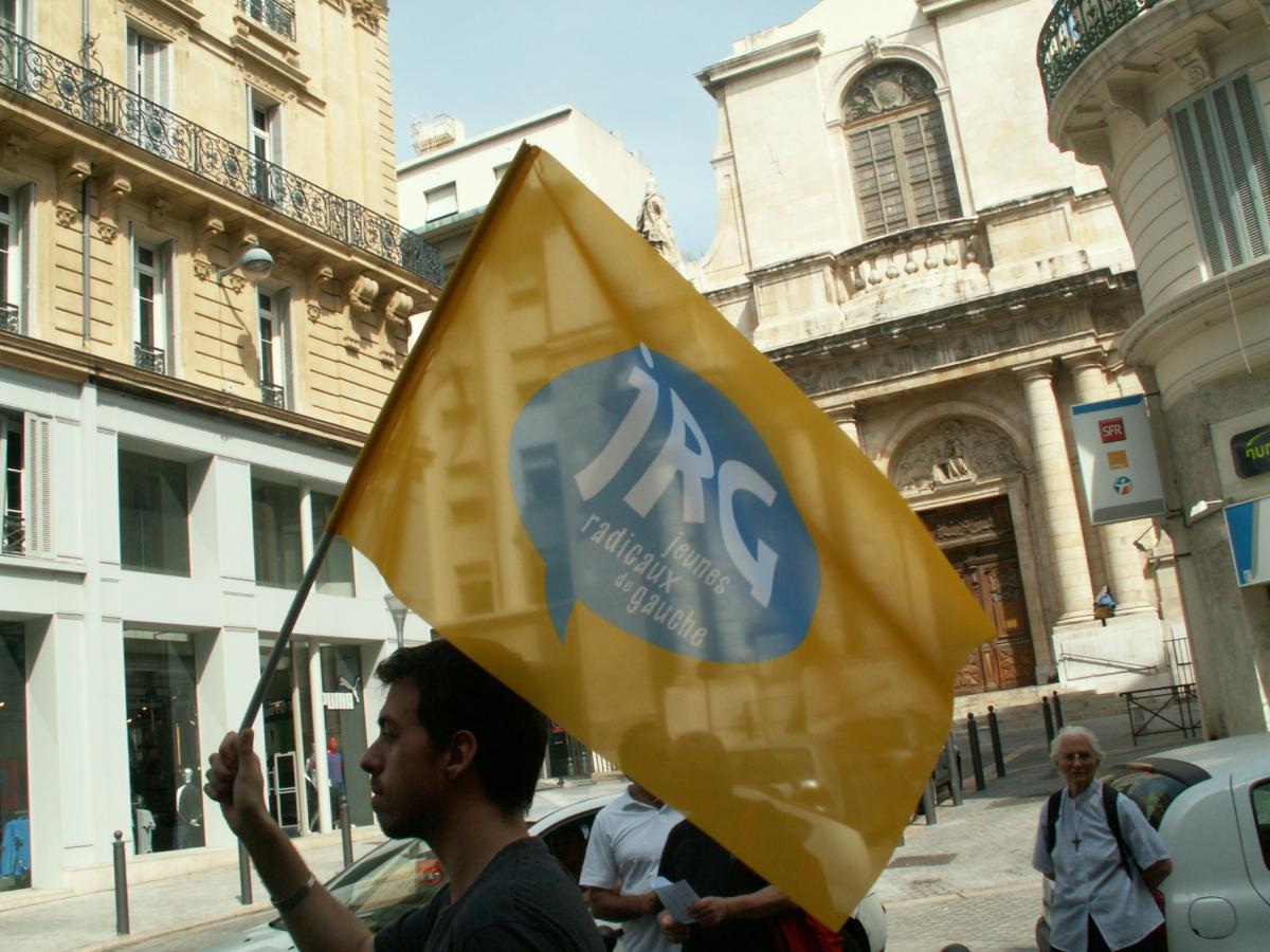 DRAPEAU jeunes radicaux de gauche