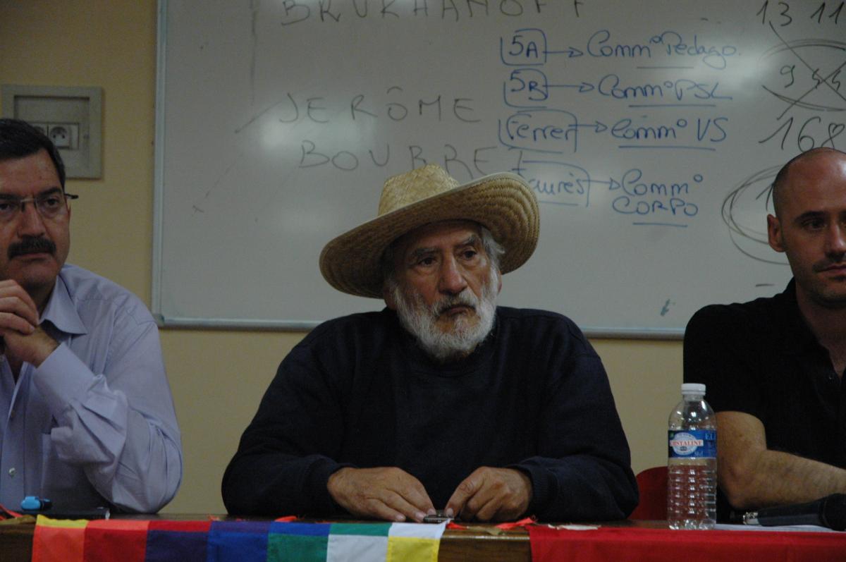 Hugo Blanco, directeur du journal, Lucha Indígena basé à Cusco, ville du sud-est du Pérou.