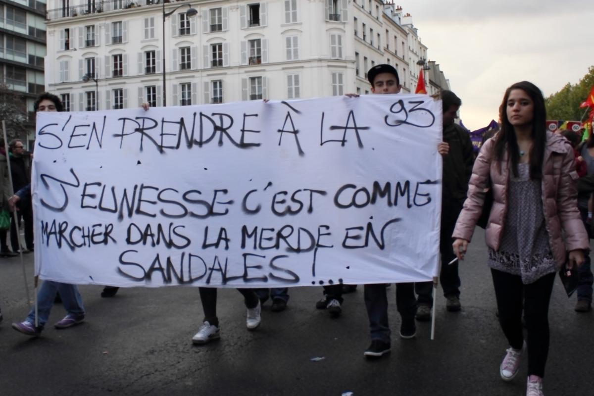 S'en prendre à la jeunesse c'est comme marcher dans la merde en sandales