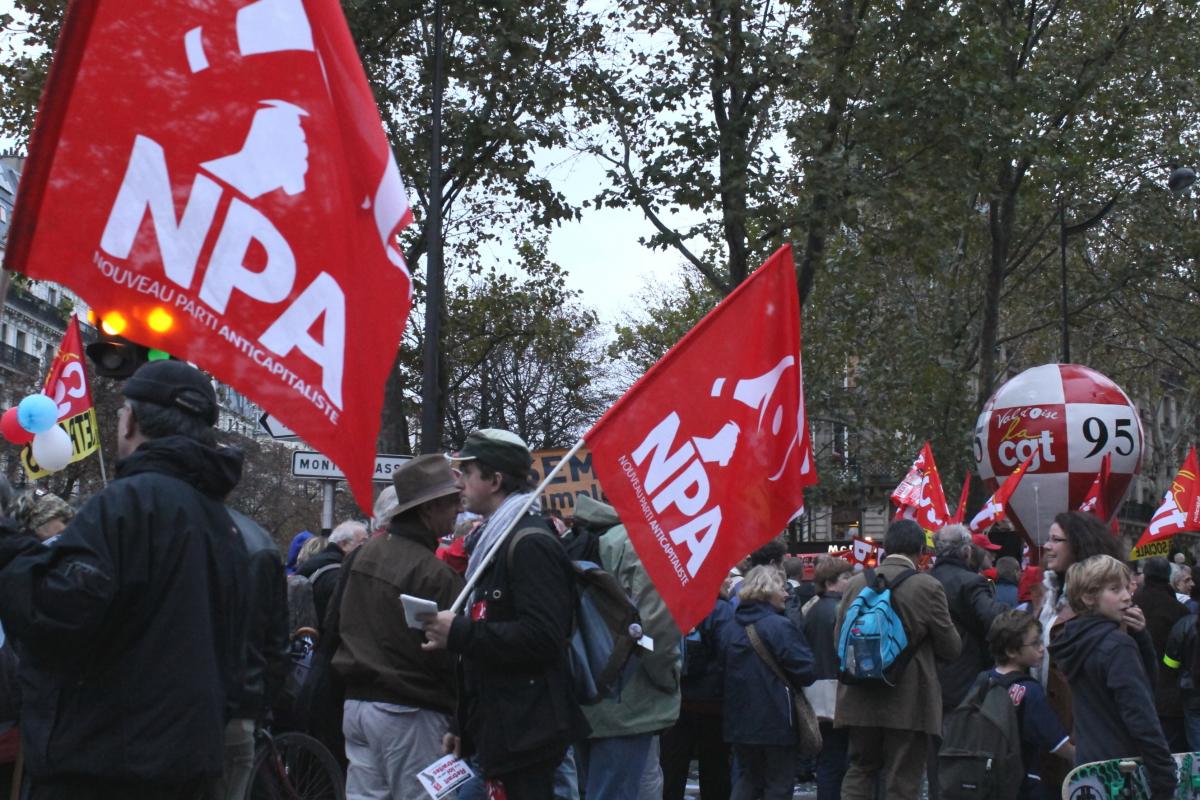 Drapeaux NPA au point fixe des Gobelins
