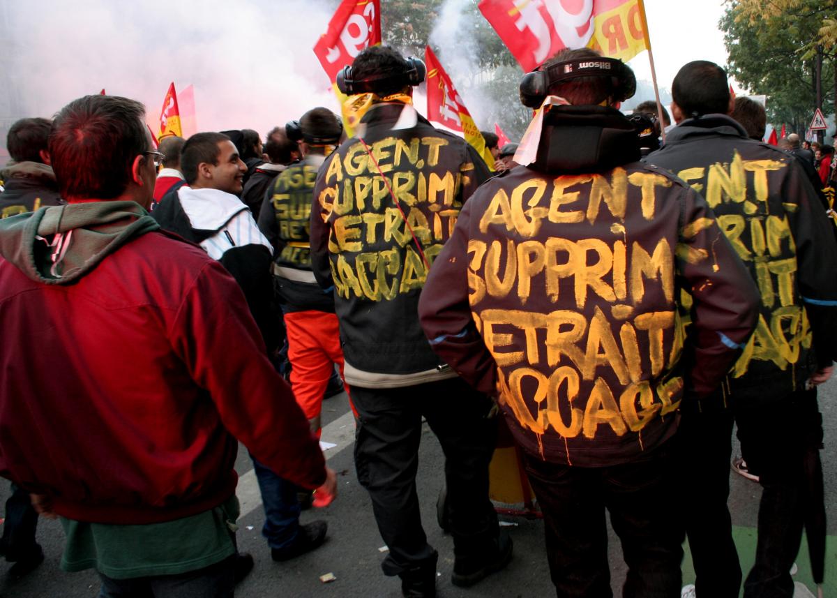 blousons avec slogan Agent supprimé retraite