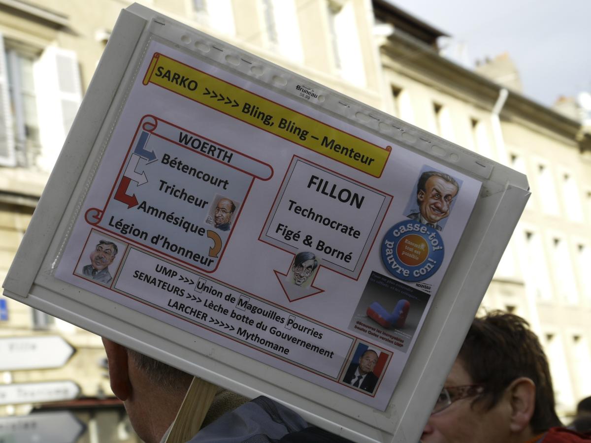 Sarko : Blin, Bling Menteur