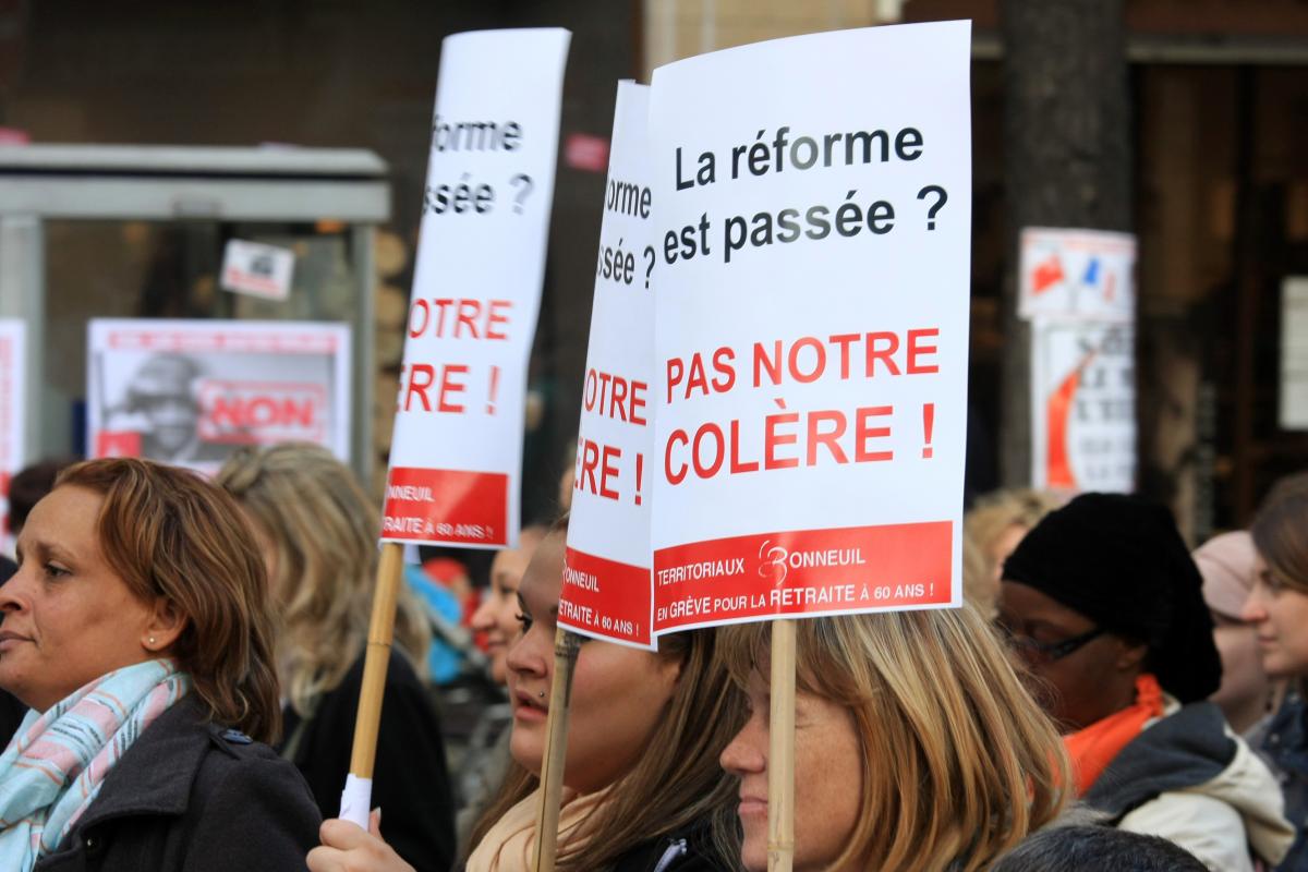 Pancartes La réforme est passée pas notre colère