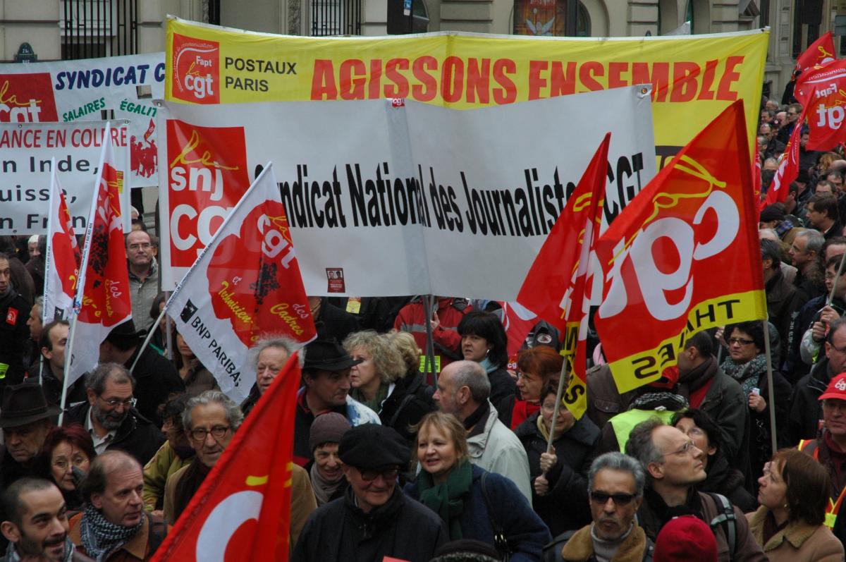 banderole journalistes Cgt manifestation de l'Opéra au palais Brongniart siège de la Bourse Paris.