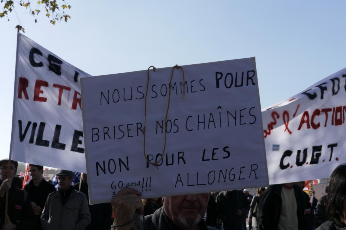 Nous sommes pour briser nos chaines, pas pour les allonger