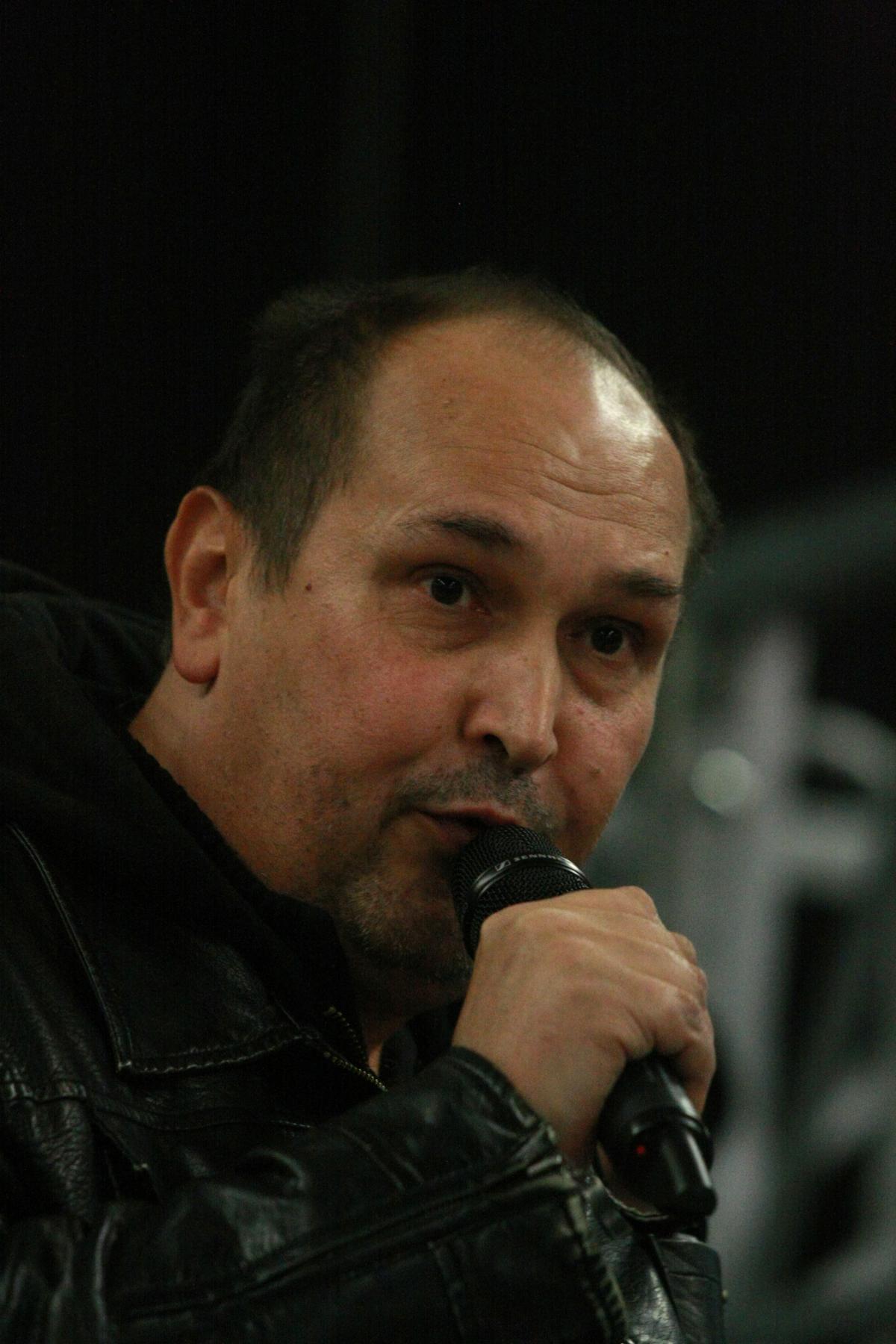 Manu, Phillips Dreux