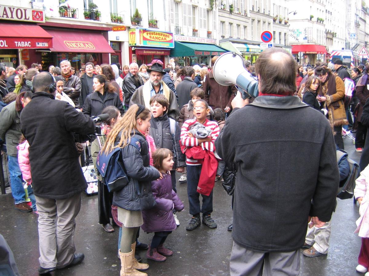 Rassemblement contre le QG de Sarkozy, Paris 10.