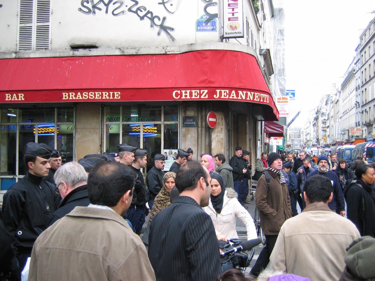 Rassemblement contre le QG de Sarkozy, Paris 10.