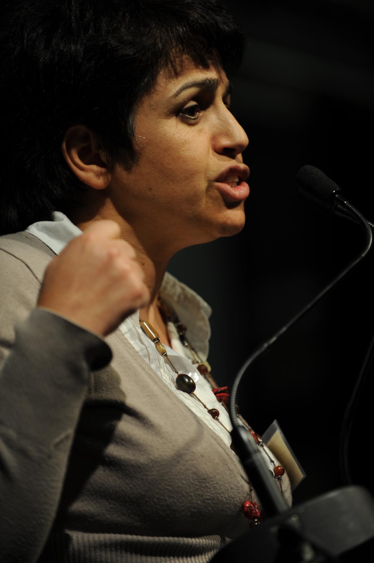 Ahlem Belladj dirigeante de la gauche ouvrière en Tunisie militante féministe