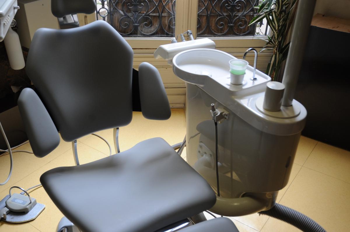 Cabinet de Dentiste fauteuil de patient