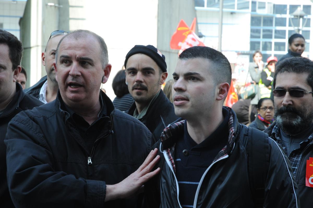 Fabien Engelmann, délégué CGT candidat du FN arrive à la Confédération générale des travailleurs