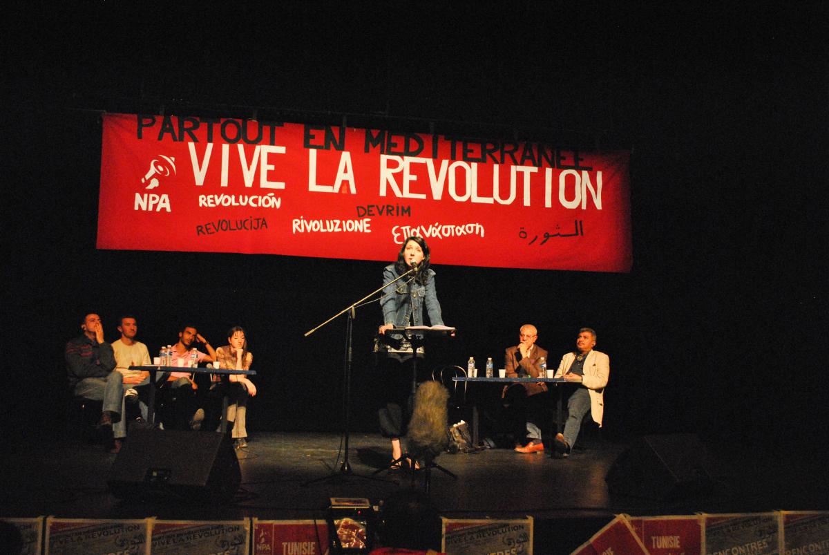 Myriam Martin, entourée des intervenants du meeting