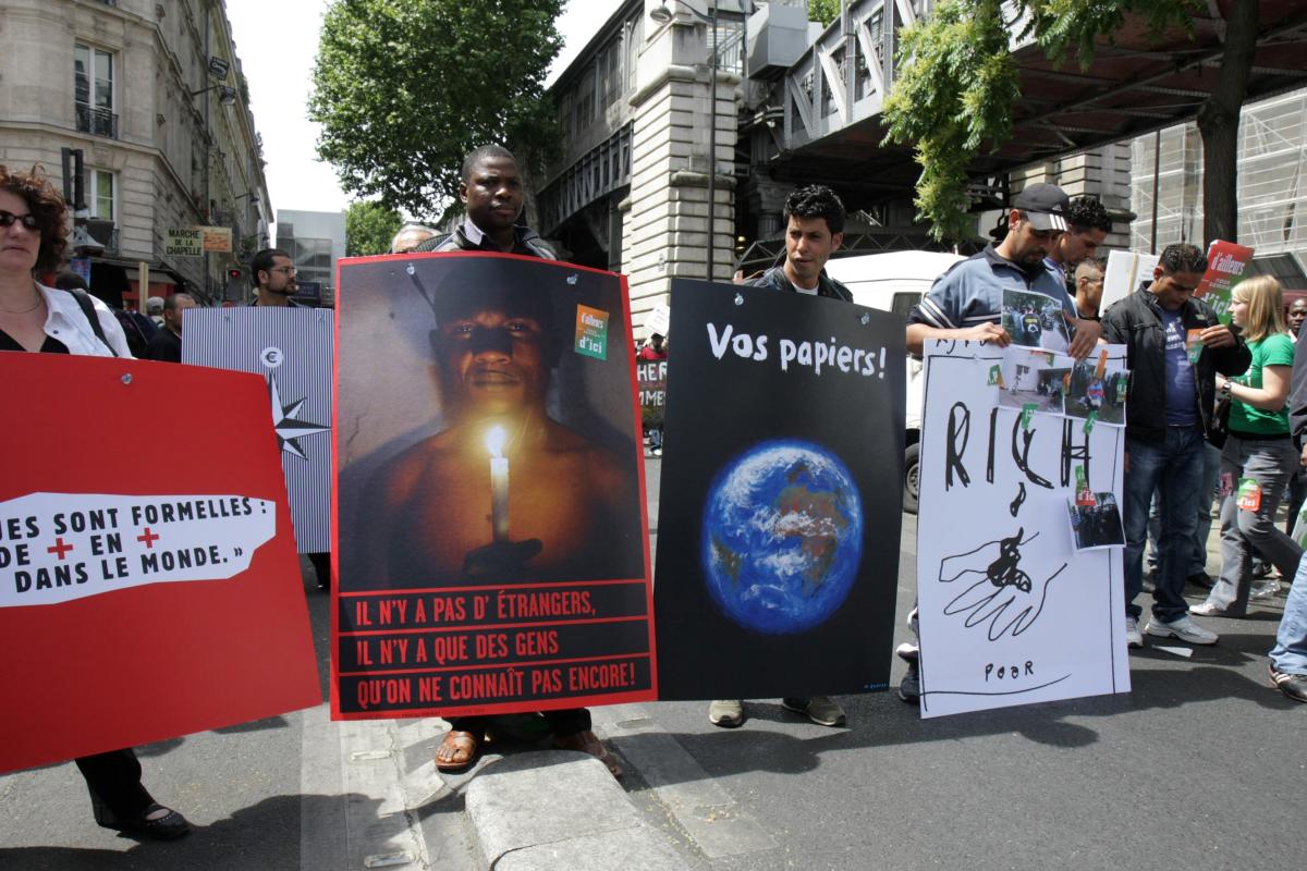 panneaux antiracistes