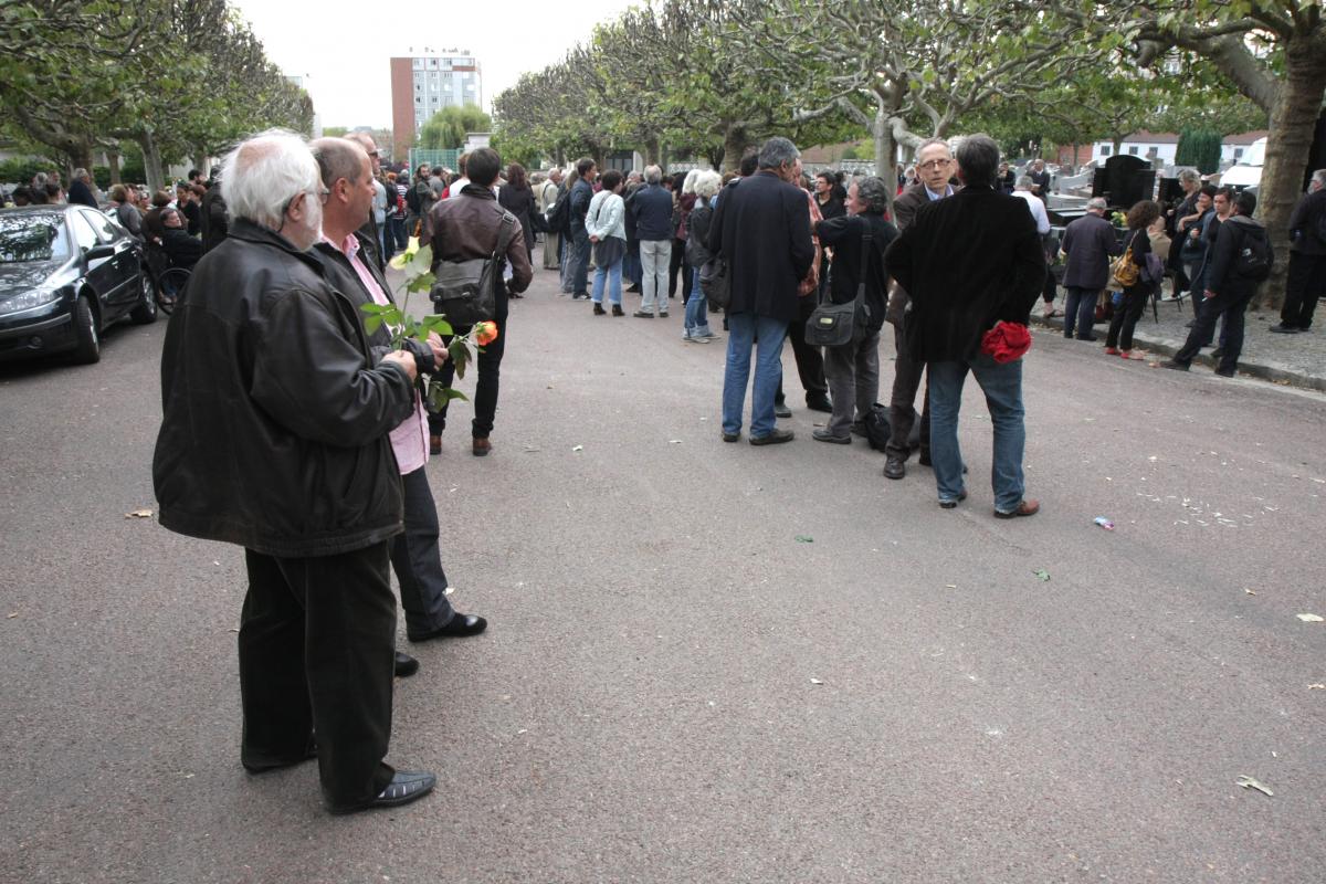 au cimetière de Montreuil