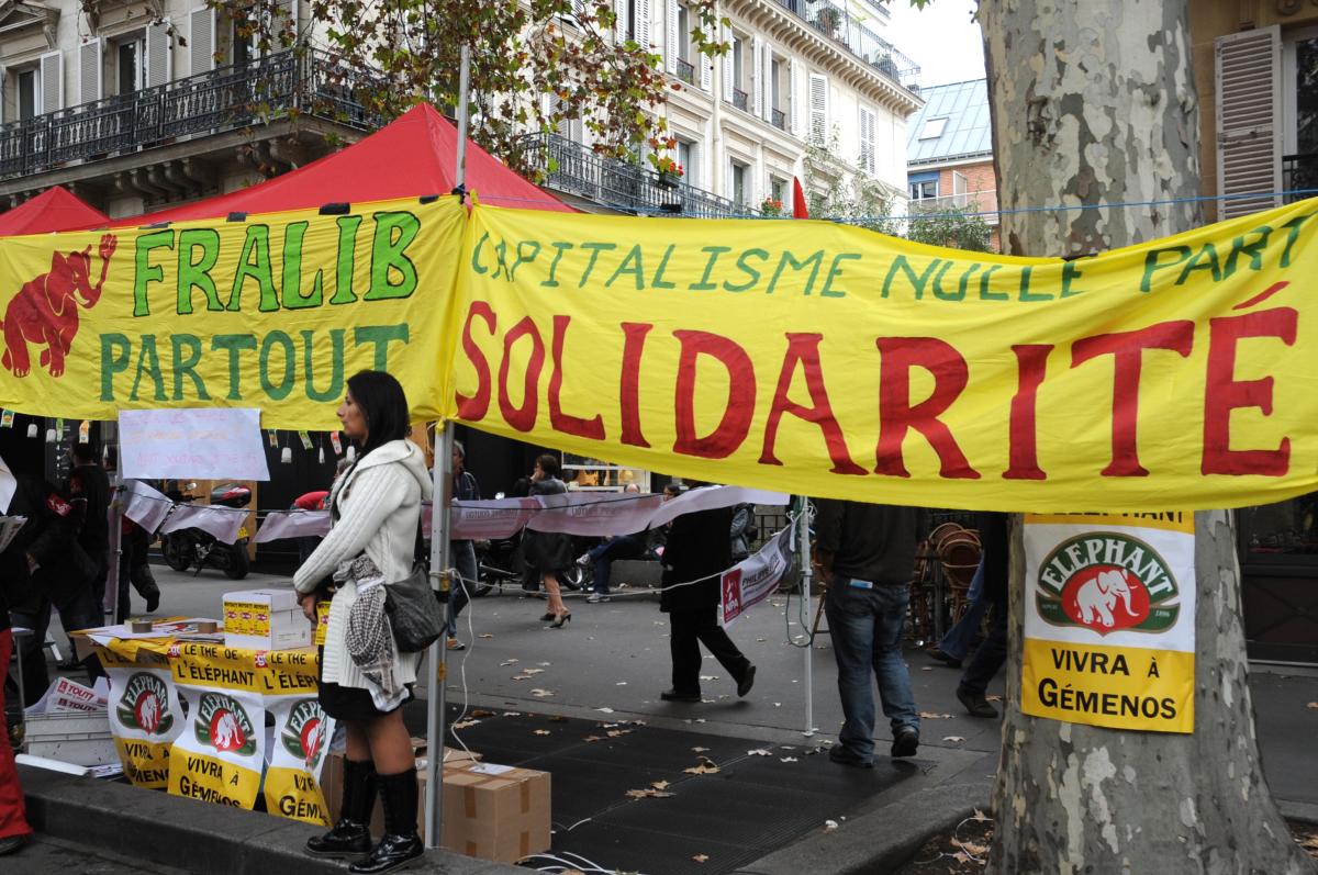 banderole FRALIB solidarité activité de production du thé Eléphant