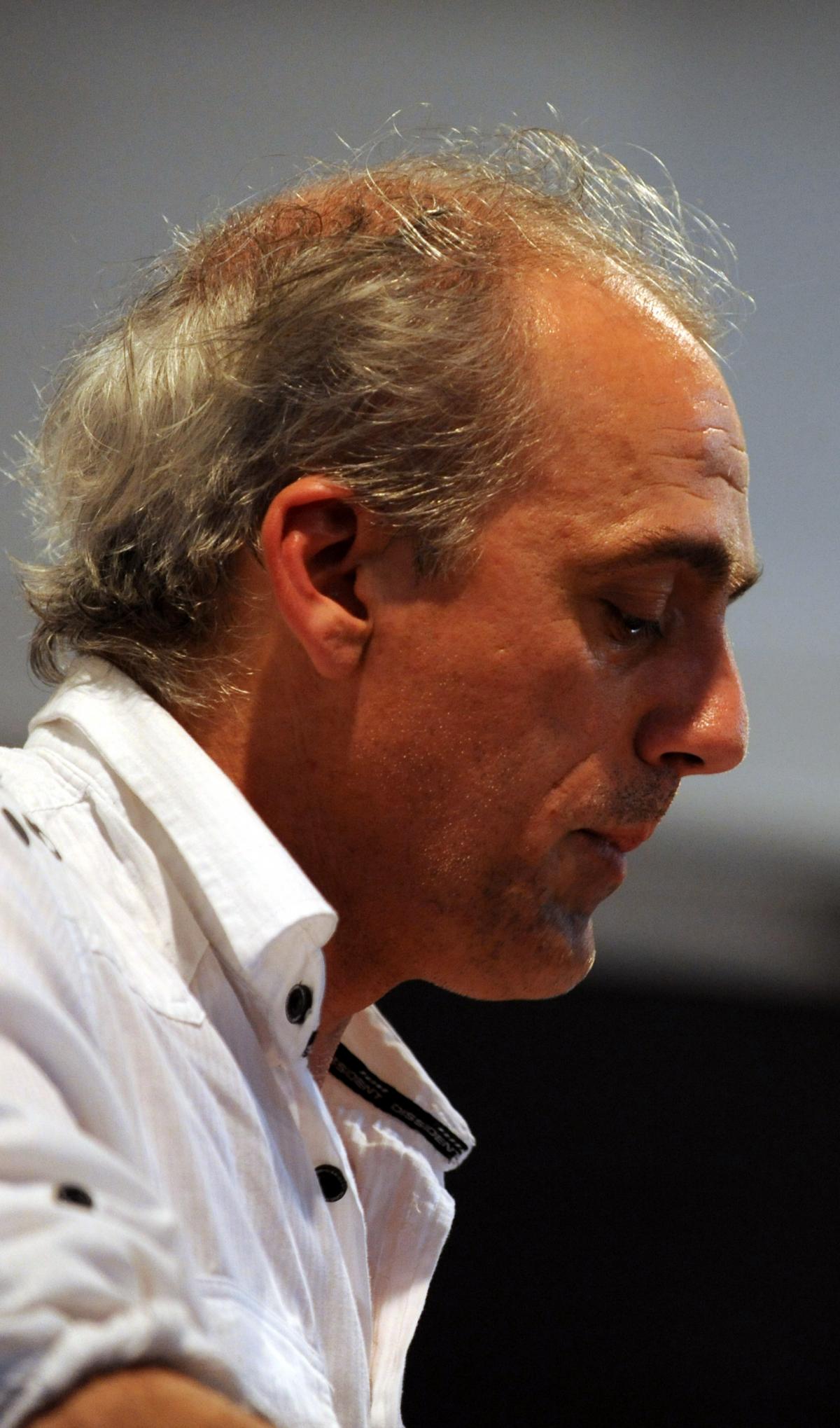 Philippe Poutou à Saint Denis Bourse du travail