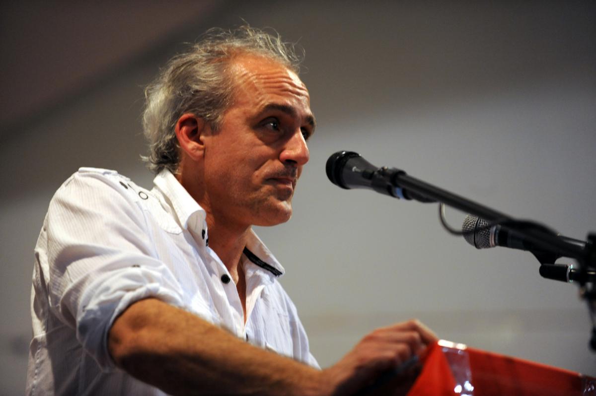 Philippe Poutou à Saint Denis Bourse du travail