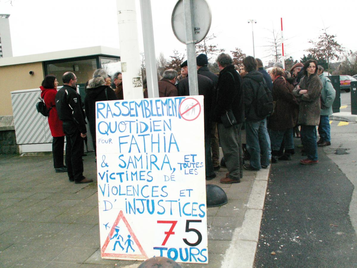 rassemblement pour Fathia et Samira