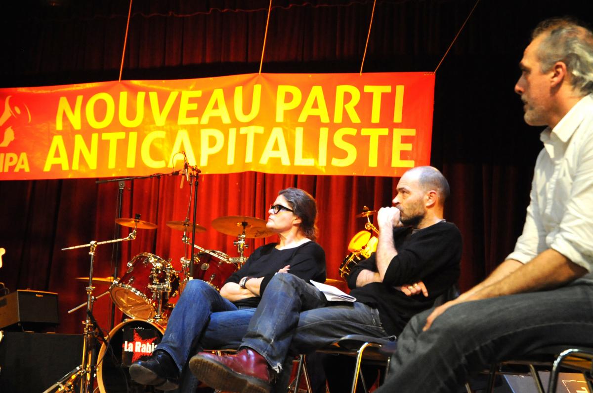 tribune à la Fête du Npa 75 Paris avec Philippe Poutou