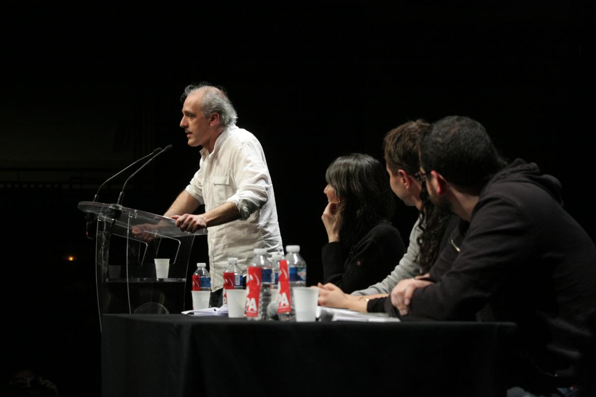 Philippe Poutou et la tribune